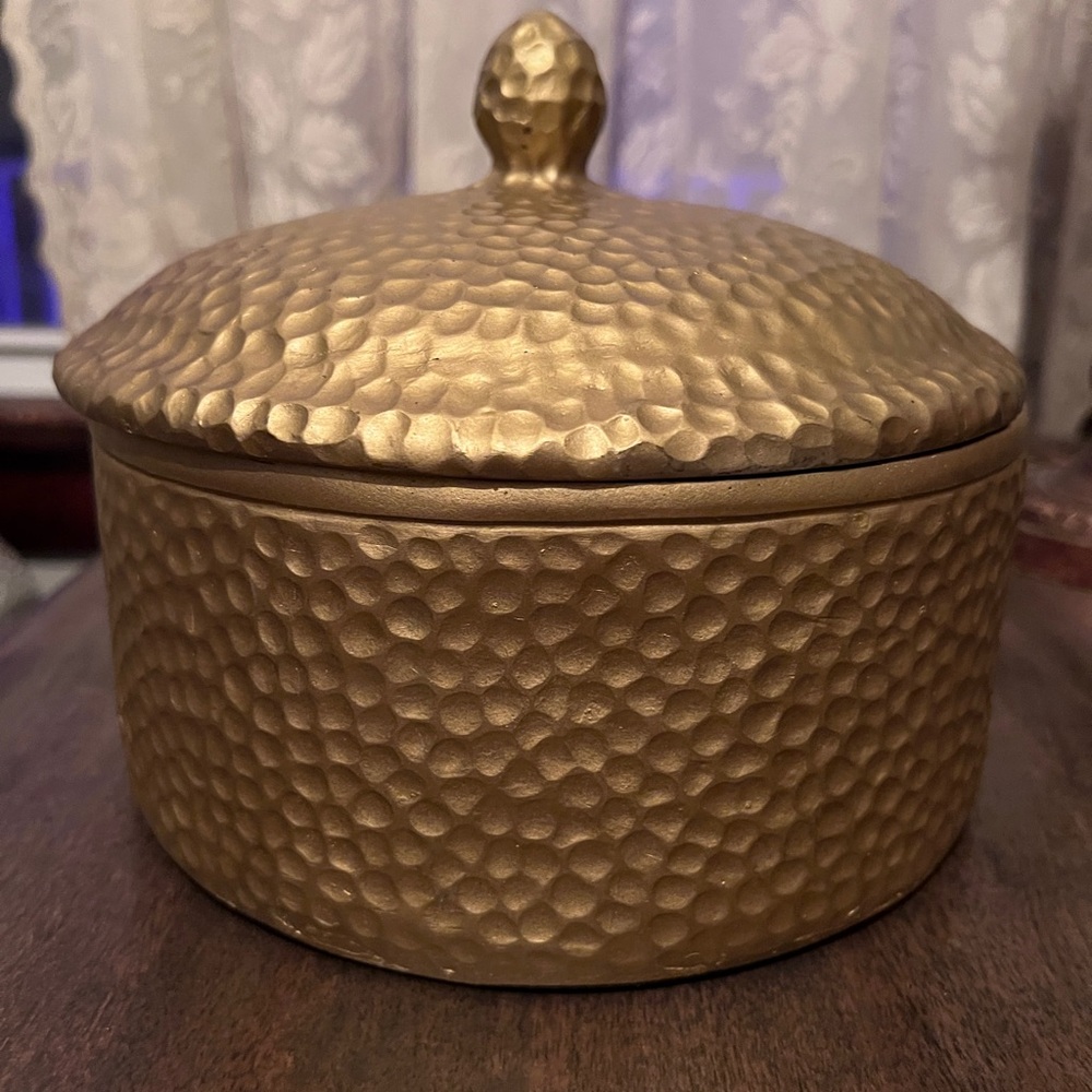 Textured Gold Lidded‎ Container